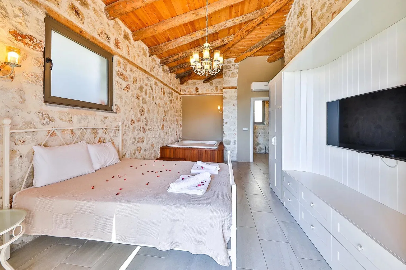 Villa Hestia Flo